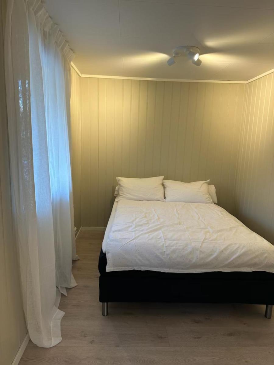 Lys Rent Og Trivelig Hybelleilighet Κρίστιανσαντ Εξωτερικό φωτογραφία