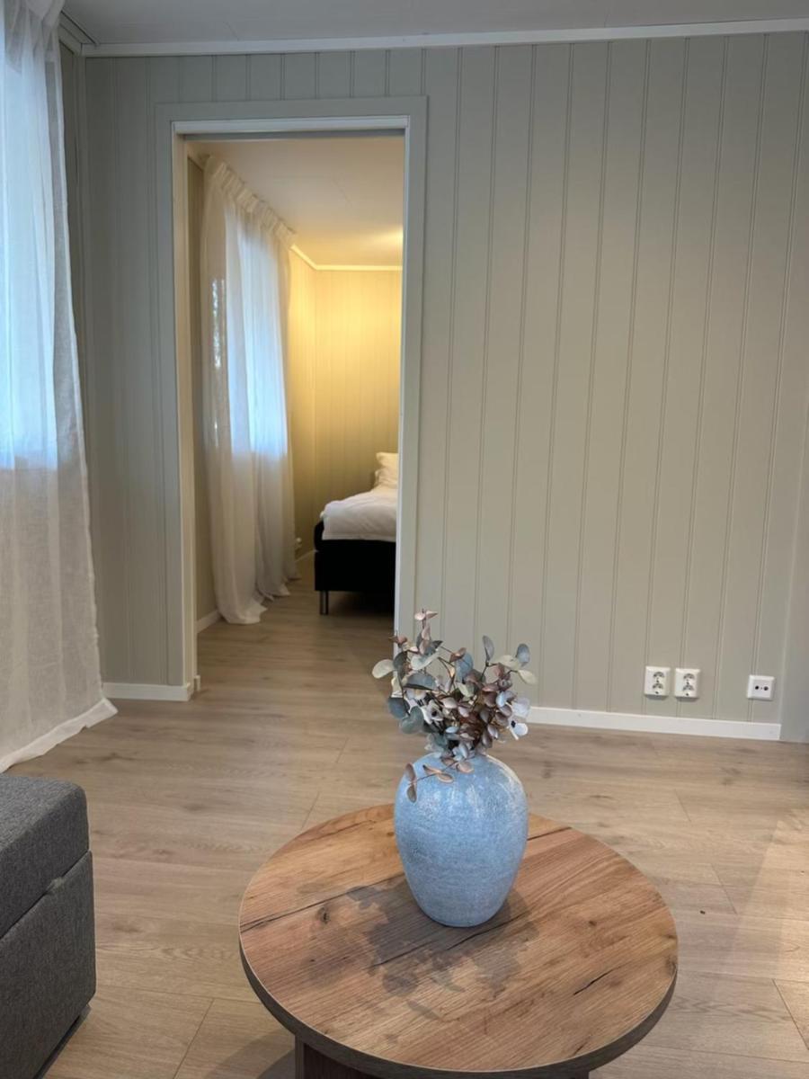 Lys Rent Og Trivelig Hybelleilighet Κρίστιανσαντ Εξωτερικό φωτογραφία