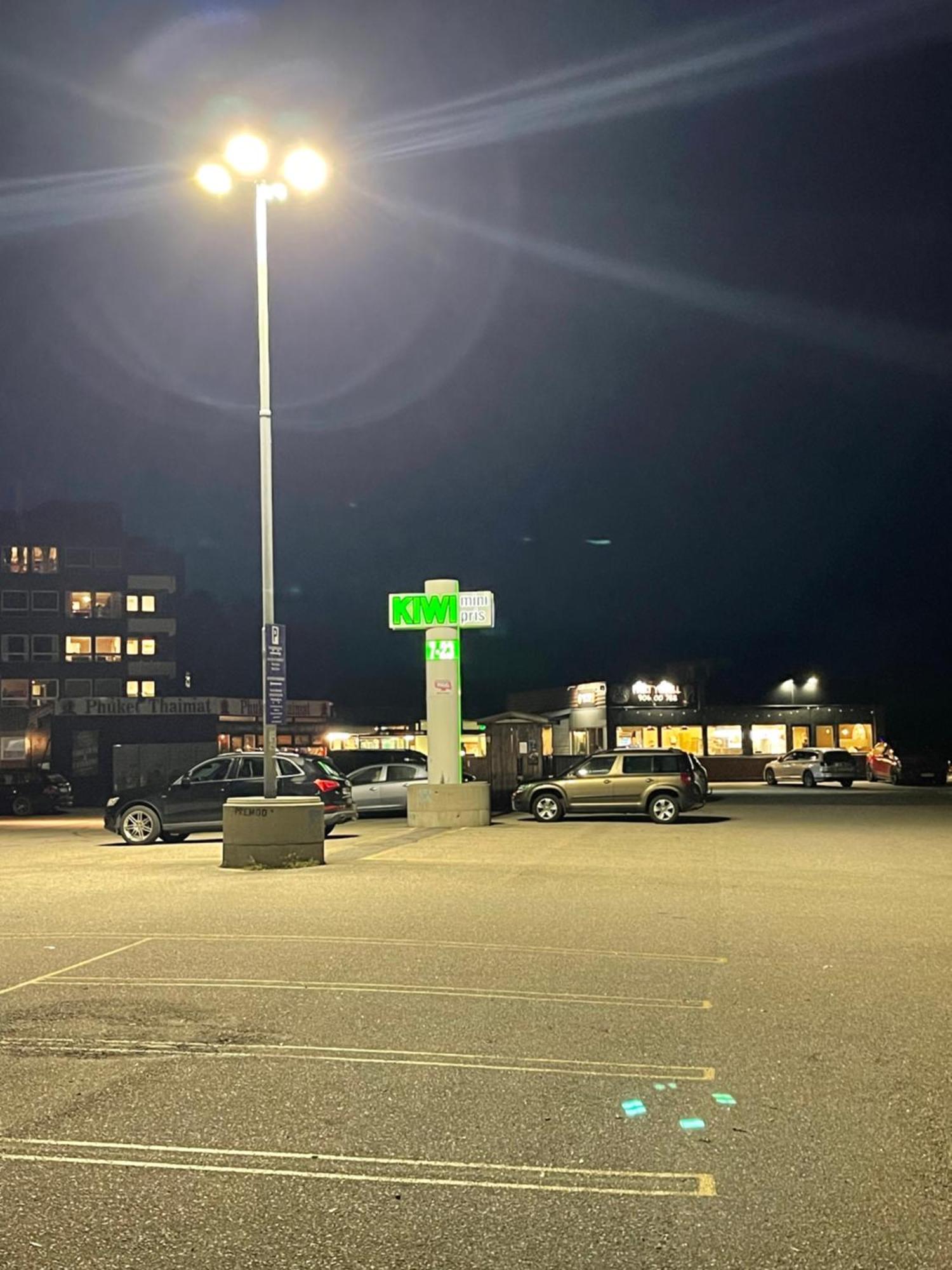 Lys Rent Og Trivelig Hybelleilighet Κρίστιανσαντ Εξωτερικό φωτογραφία